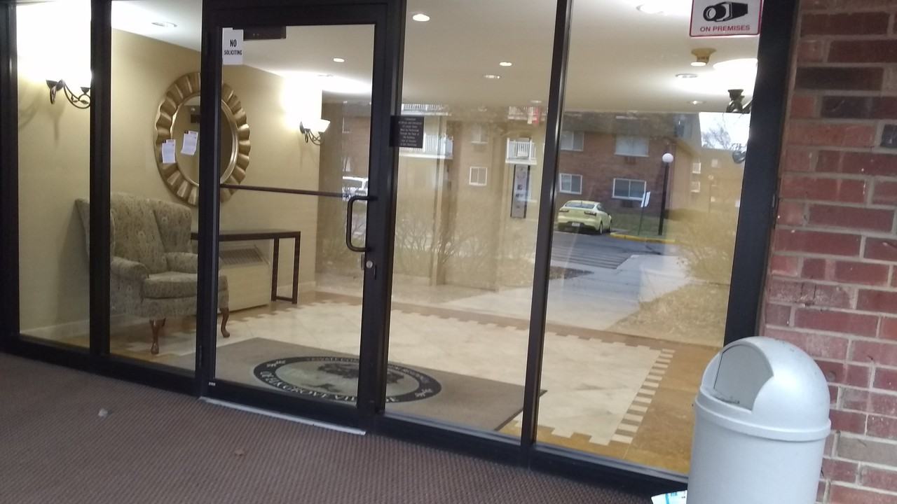 902 Ridge Sq #318 - Photo 3 of 24