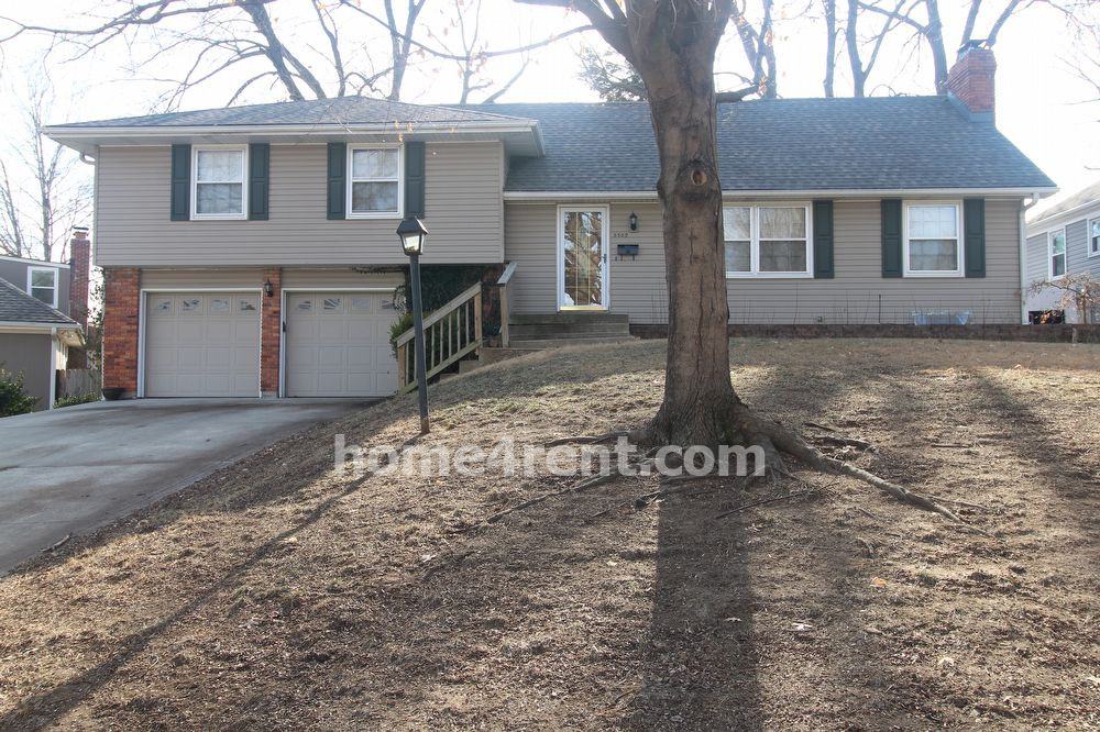5509 W 92nd Place