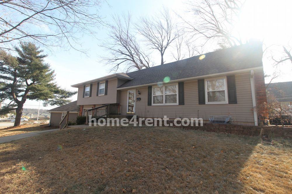 5509 W 92nd Place - Photo 2 of 31