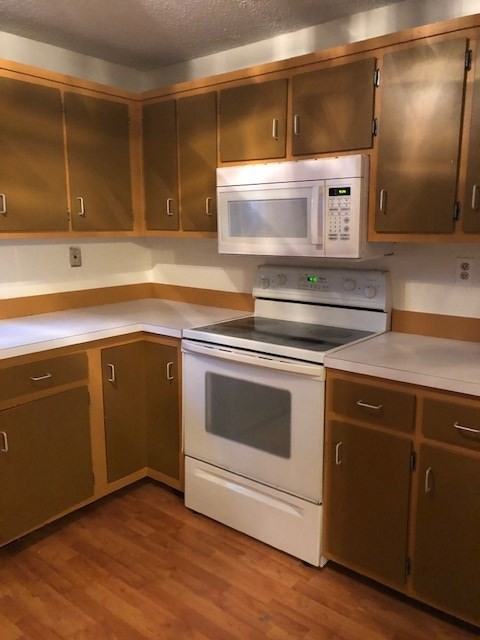 15 Winding Pond Road - Photo 3 of 14