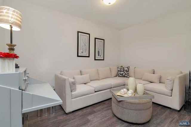 235-241 Ridge Road Unit 3g - Photo 3 of 17