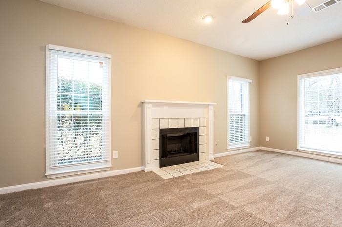 3230 Key Drive Southwest - Photo 2 of 15