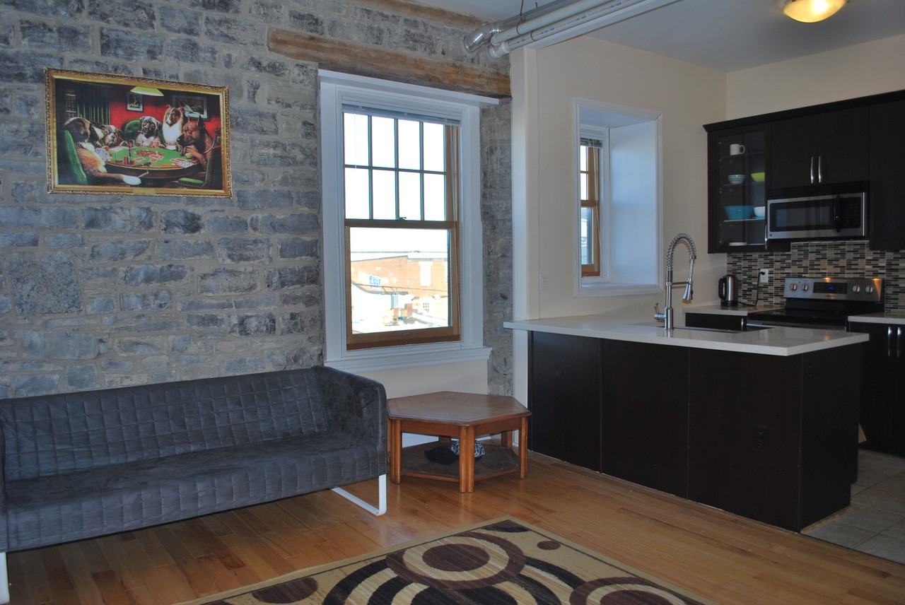 227-9 Brock Street - Photo 3 of 8