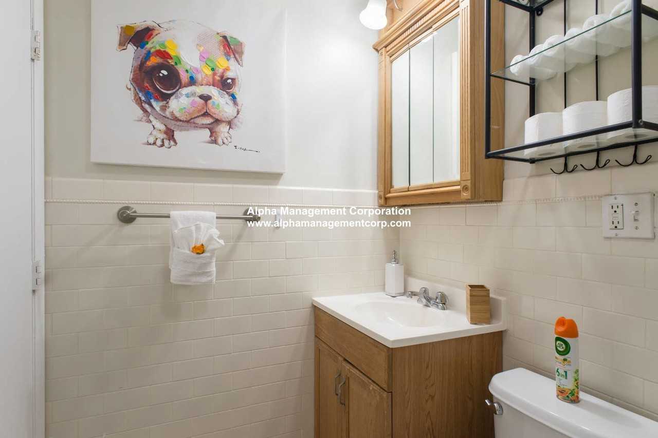43 Bay State Road #1B - Photo 3 of 10