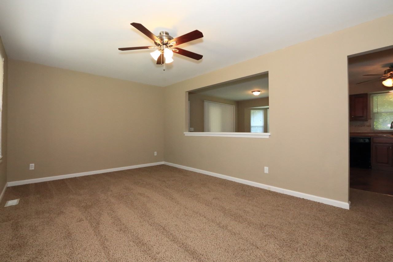 103 Del Oro - Photo 3 of 25