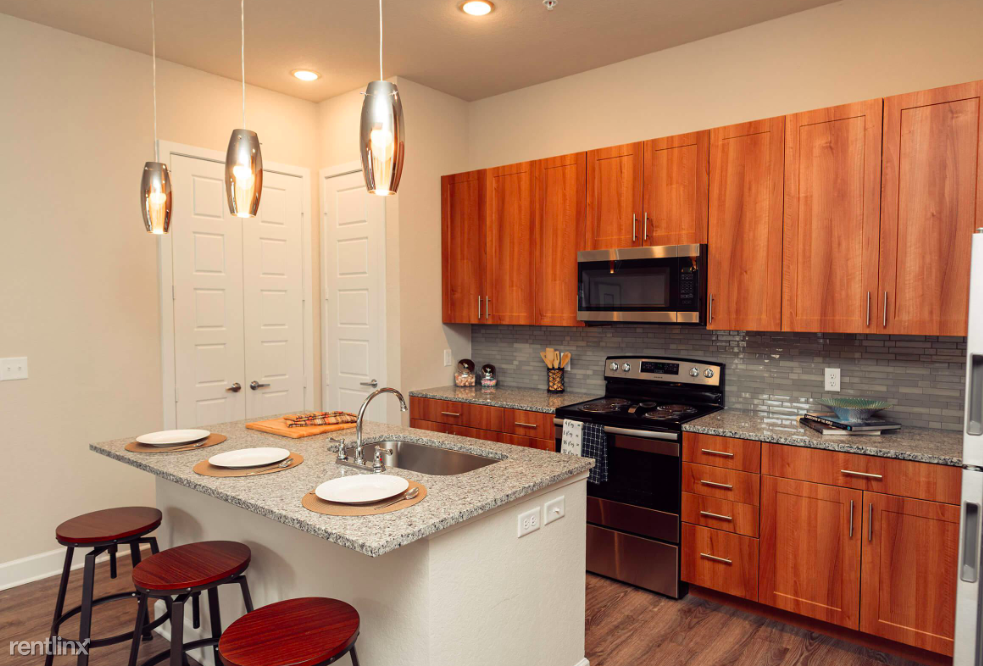 7920 Collin David South Dr - Photo 3 of 12