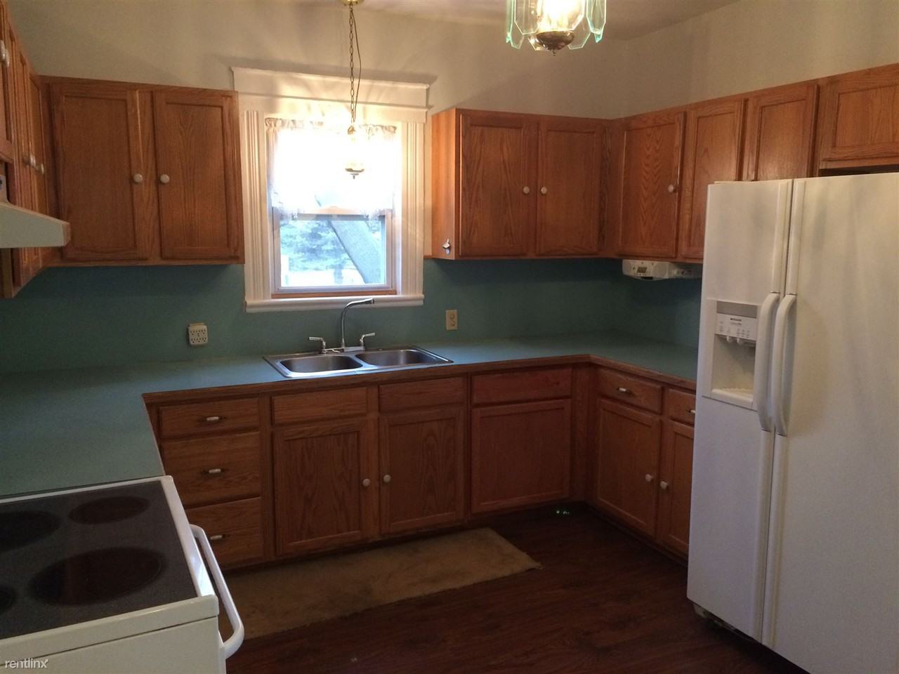 130 S Mckinley Rd - Photo 2 of 11