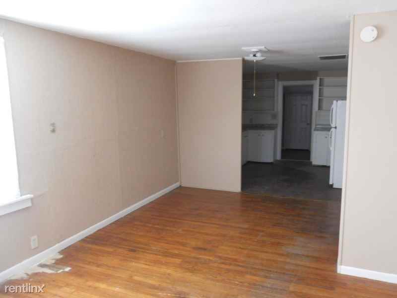 1403 Prairie Ave - Photo 2 of 10