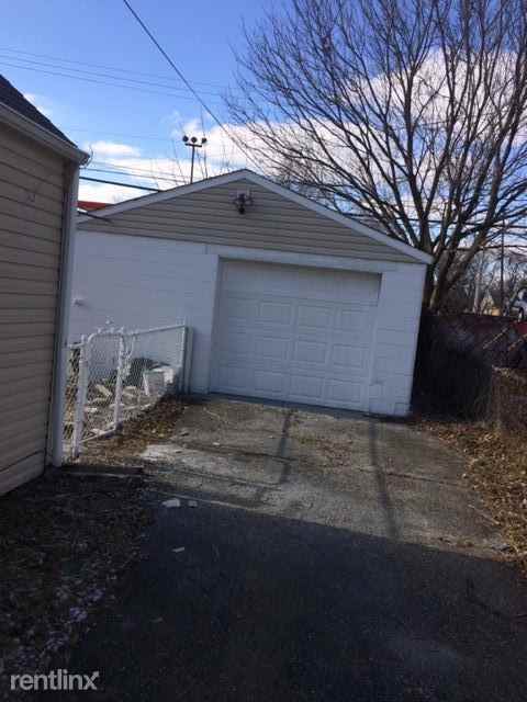 2861 Woodland Av - Photo 3 of 12