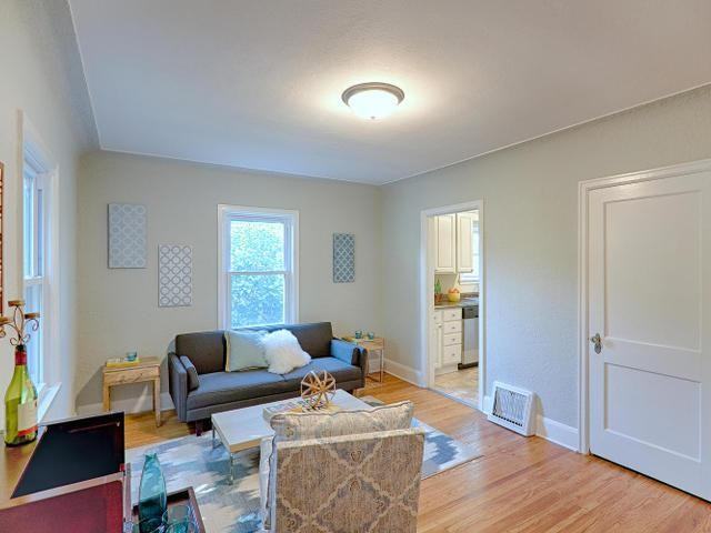 5131 N Dupont Ave - Photo 2 of 17