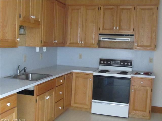 11 Centre St #18 - Photo 2 of 8