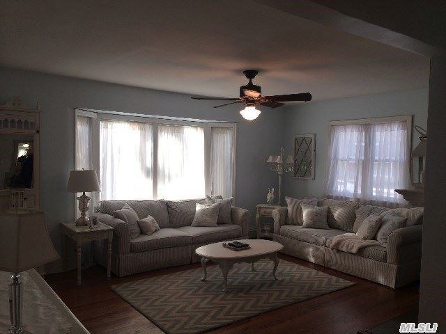 14 Horseshoe Dr - Photo 2 of 9