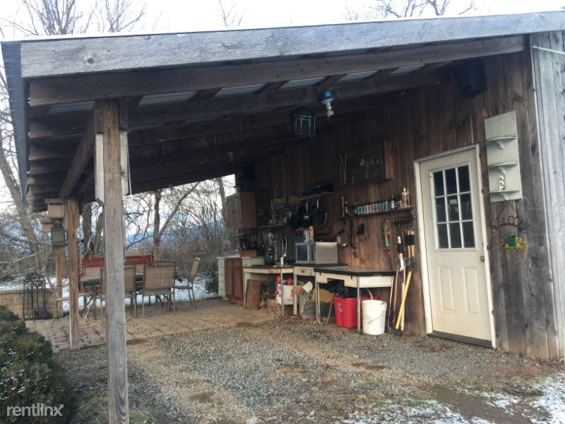 85 Airport Road - Photo 3 of 11