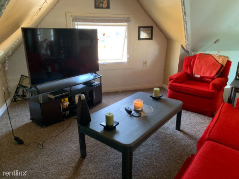 1642 Beechwood Ave 3 - Photo 3 of 8