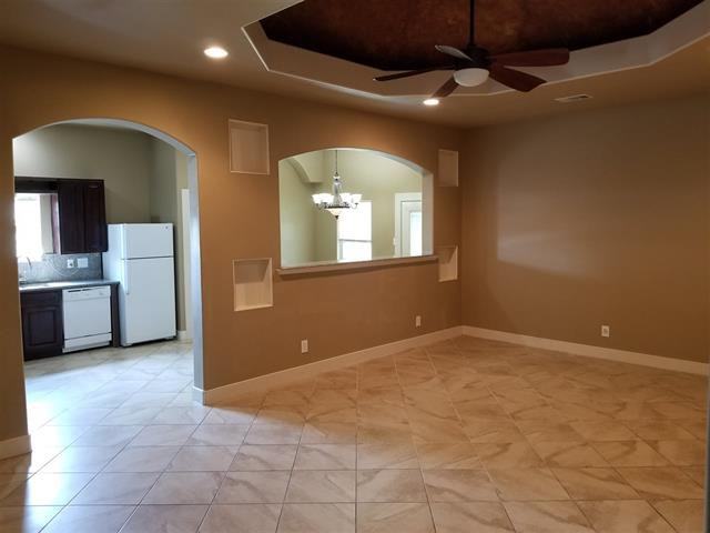 216 Thorn Ridge Street - Photo 3 of 22