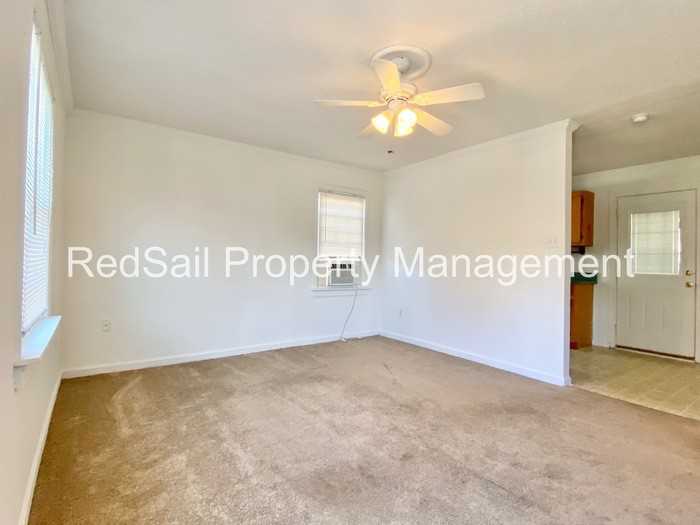 7416 Vernon Place - Photo 3 of 15