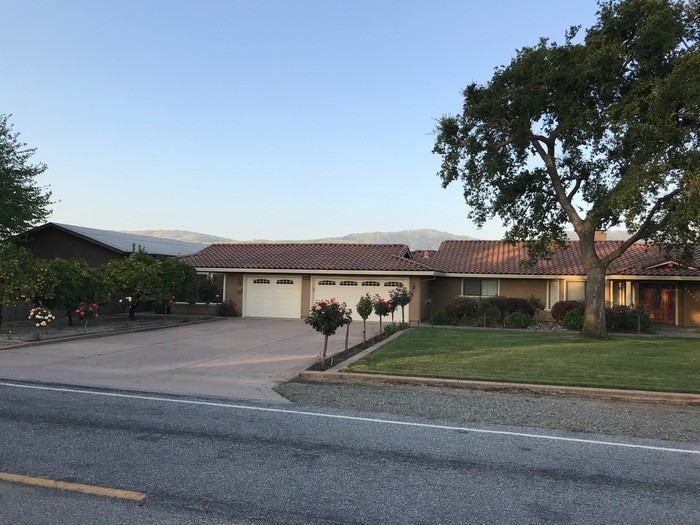 14150 Murphy Avenue - Photo 3 of 31