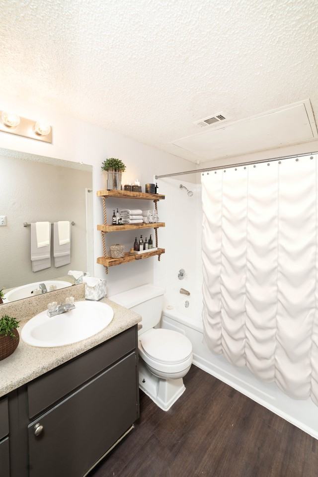 z-090820-Magnolia Crossing - Photo 3 of 11