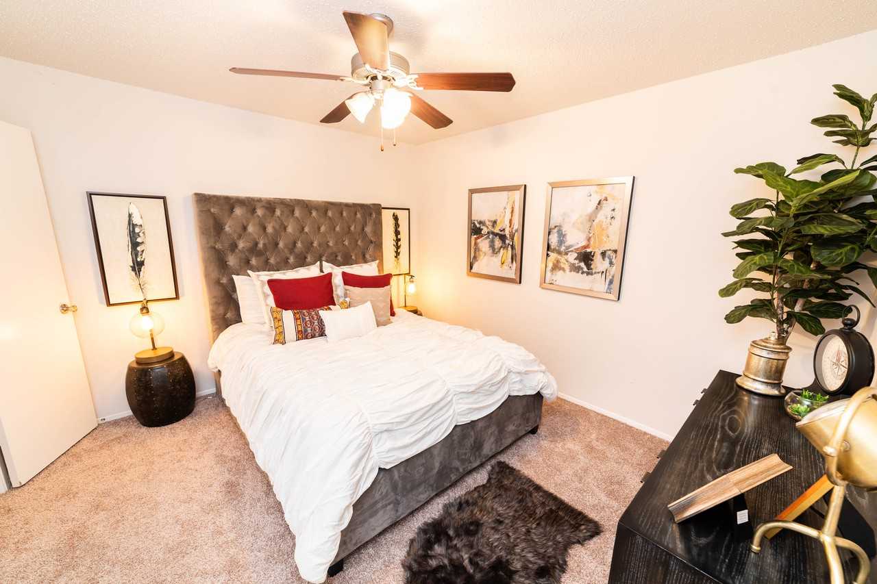 z-120321-Meadow Ridge - Photo 2 of 14