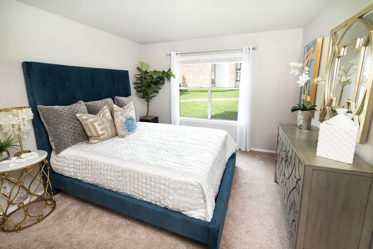 z-061721-Fairway on the Park - Photo 2 of 17