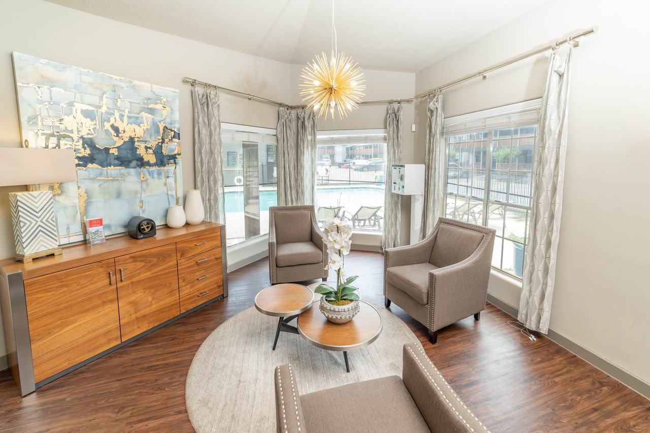 z-061721-Province on the Park - Photo 4 of 13