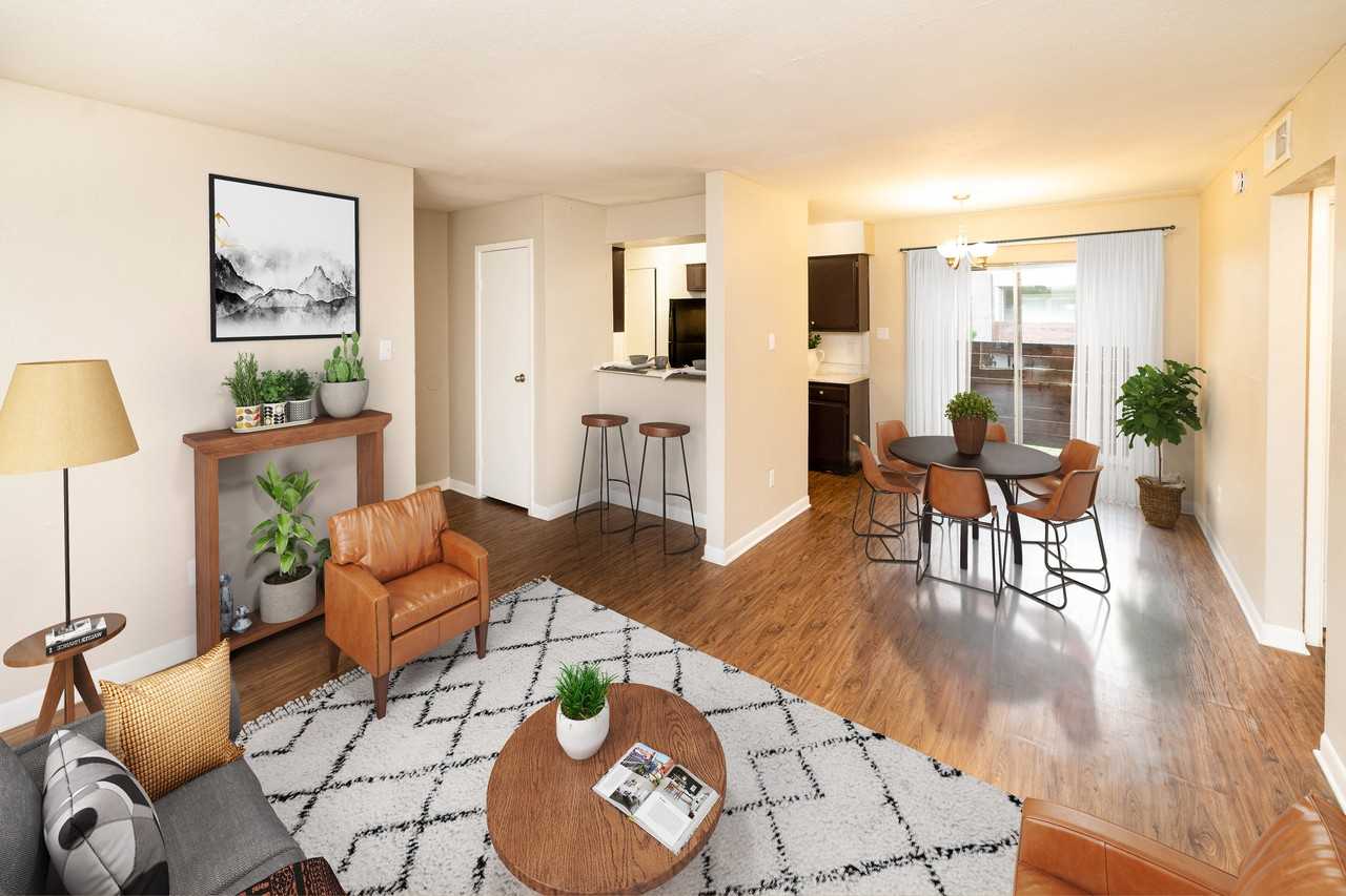 z-052521-Newport at Clear Lake - Photo 6 of 12