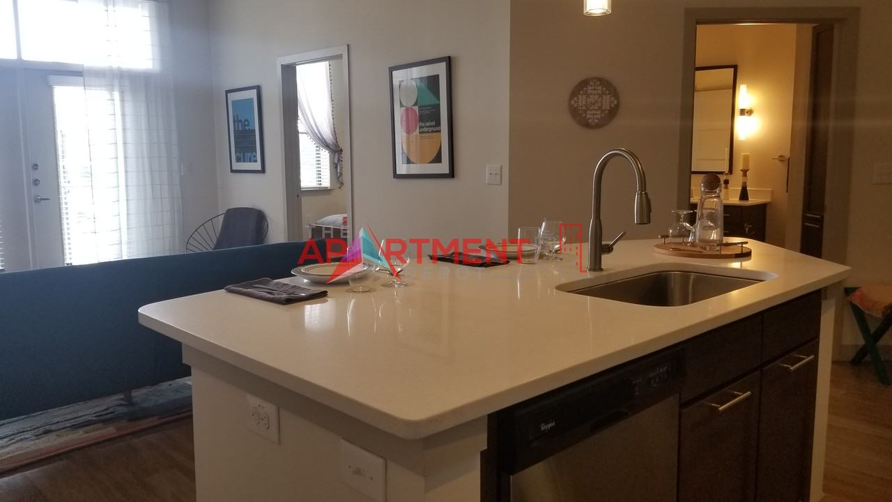 E Nueva St - Photo 2 of 11