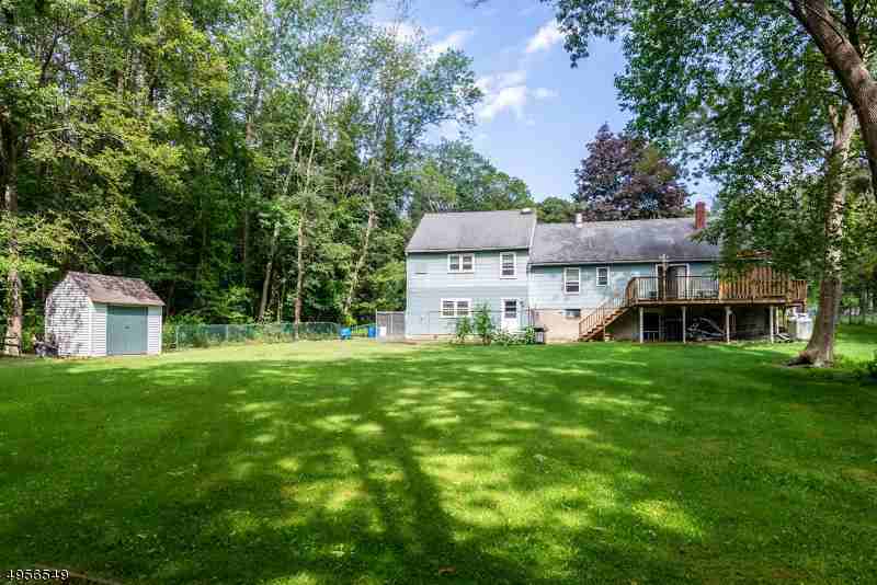 797 Warwick Tpke - Photo 2 of 16