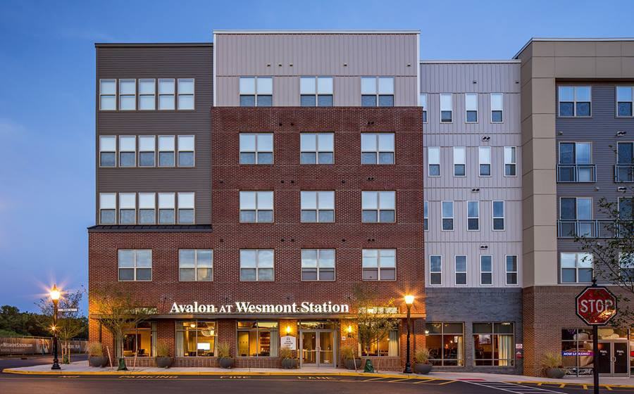 Avalon at Wesmont Station - Photo 2 of 29