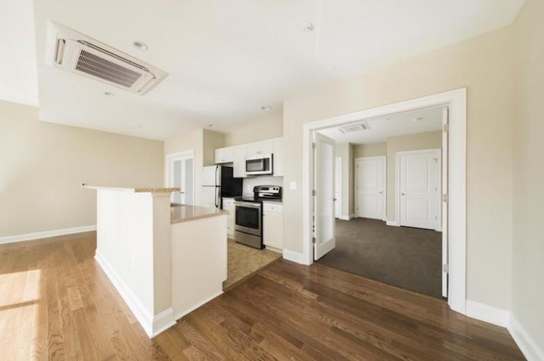 521 St. Paul Street - Photo 3 of 29