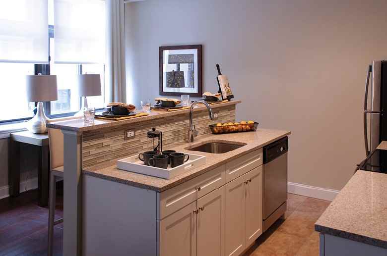 26 Calvert - Photo 3 of 34