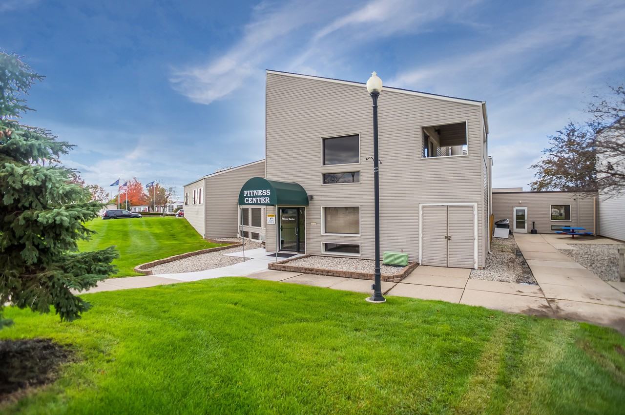 Westbridge and Westbrook Manor - Photo 2 of 19