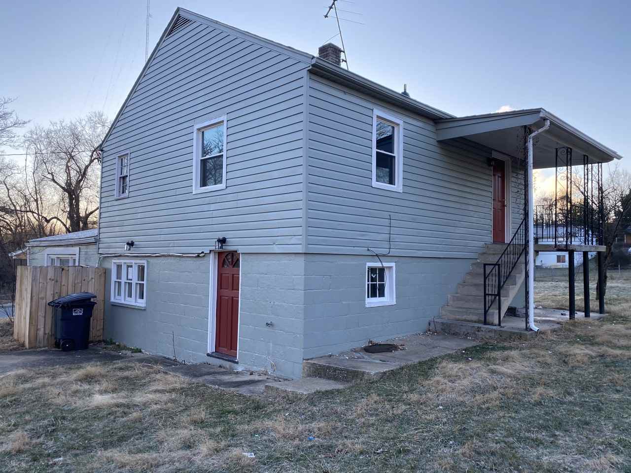 3404 Signal Hill Ave Nw - Photo 2 of 14