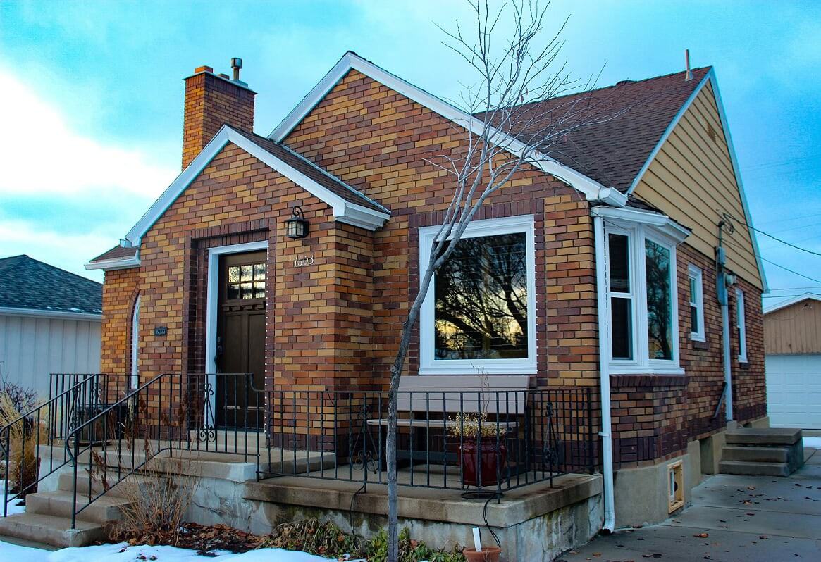 1603 E Parkway Ave - Photo 2 of 21