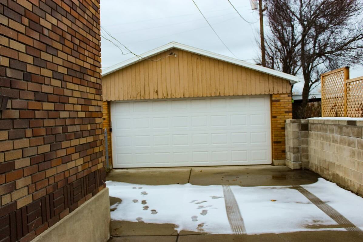 1603 E Parkway Ave - Photo 4 of 21