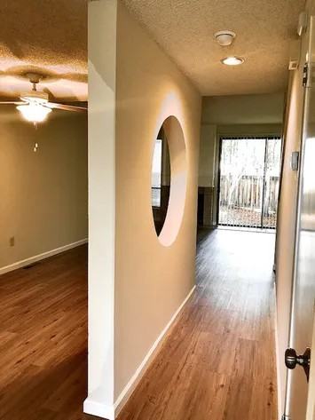 Cambridge Court - Photo 4 of 17