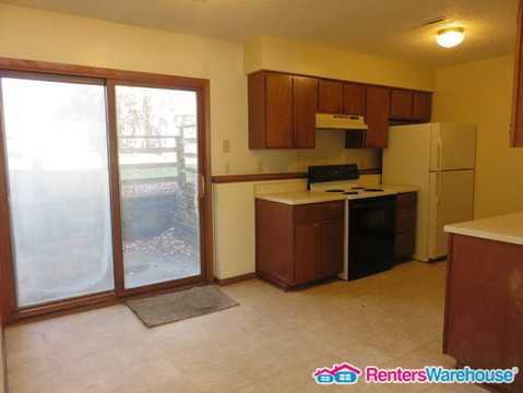 3623 E 41st St - Photo 3 of 15