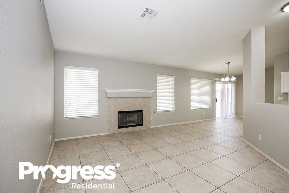 3416 Redwood Ridge Way - Photo 3 of 16