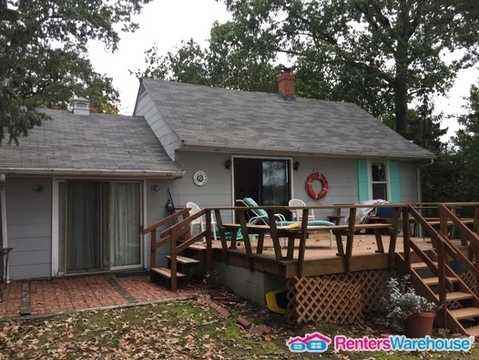 8172 Forest Glen Dr - Photo 3 of 5