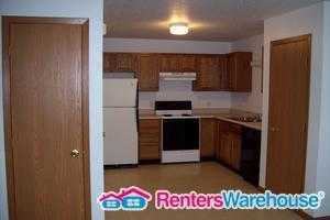 615 Sw 7th St Apt 5 - Photo 2 of 4