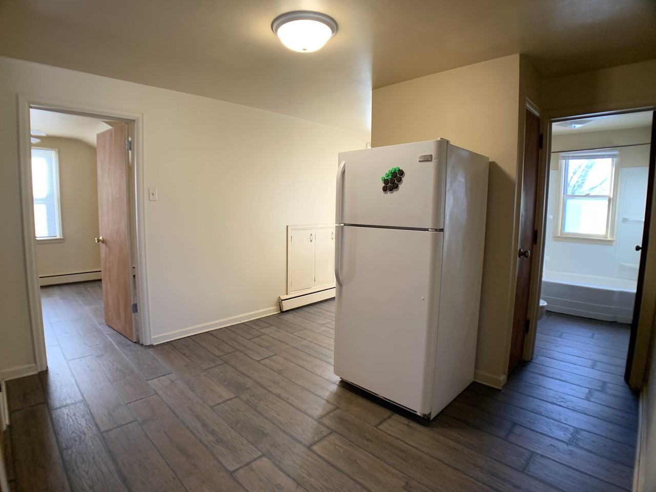 1120 23rd St - Photo 3 of 8