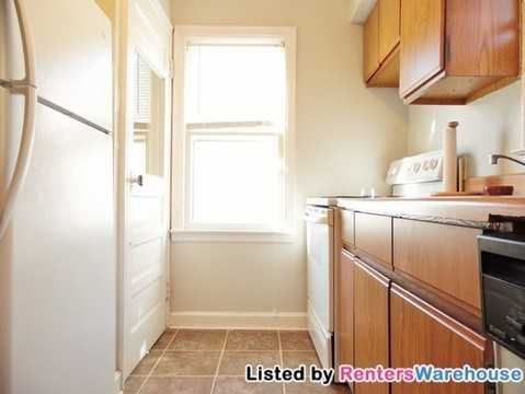 1522 Arthur Ave - Photo 3 of 10