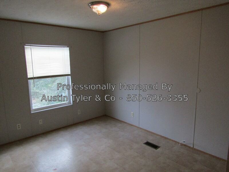 2989 Tracy Drive - Photo 2 of 12