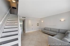 7793 Southwest 102nd Lane - Photo 2 of 10