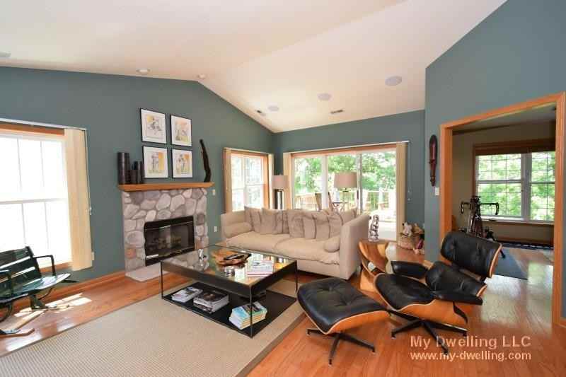 615 Lake Bluff Rd - Photo 3 of 26