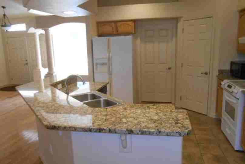 5030 Kirkwood Trl - Photo 2 of 10