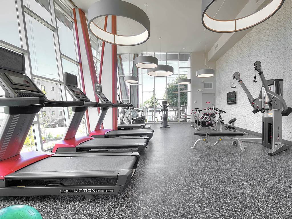 Astro Apartments - Photo 3 of 30