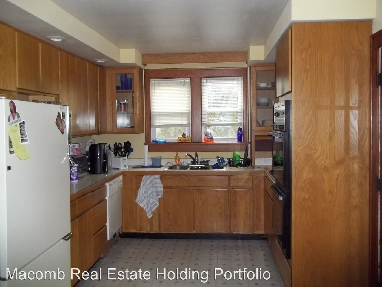 811 W Adams St - Photo 3 of 5