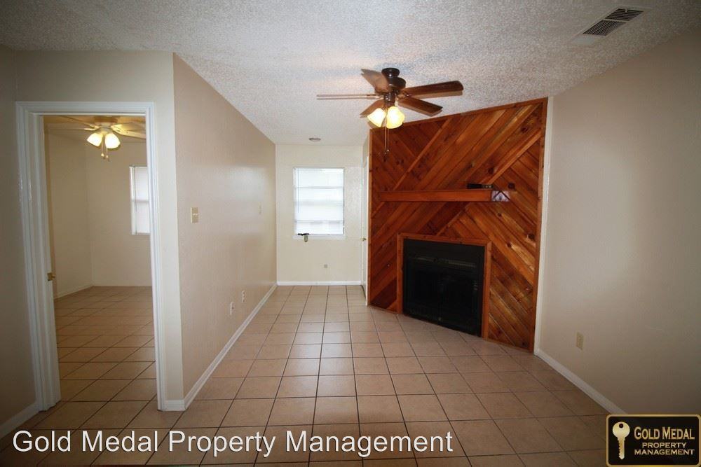 107 Jason Drive - Photo 2 of 9