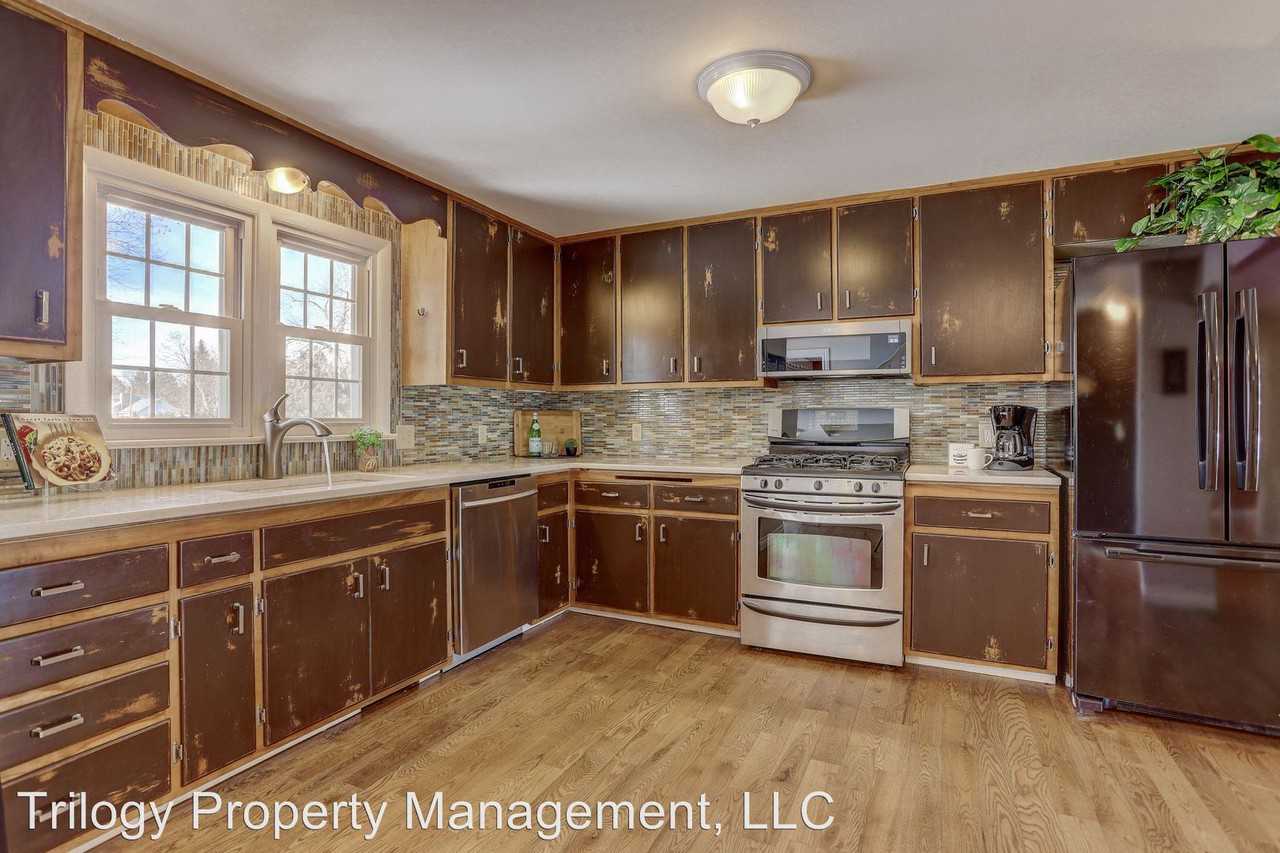 1300 Lory Street - Photo 2 of 19